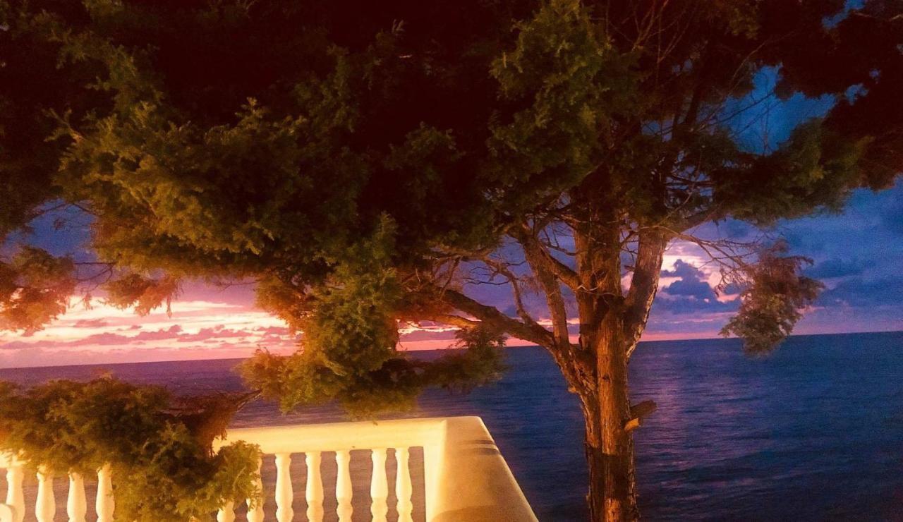 Hotel Tramonto Chakvi Exterior photo